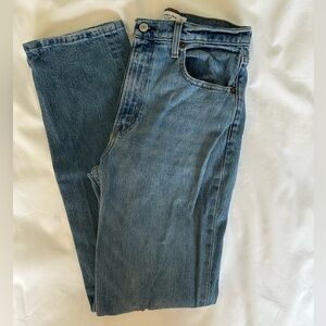 Abercrombie 90s Straight Ultra High Rise Jean